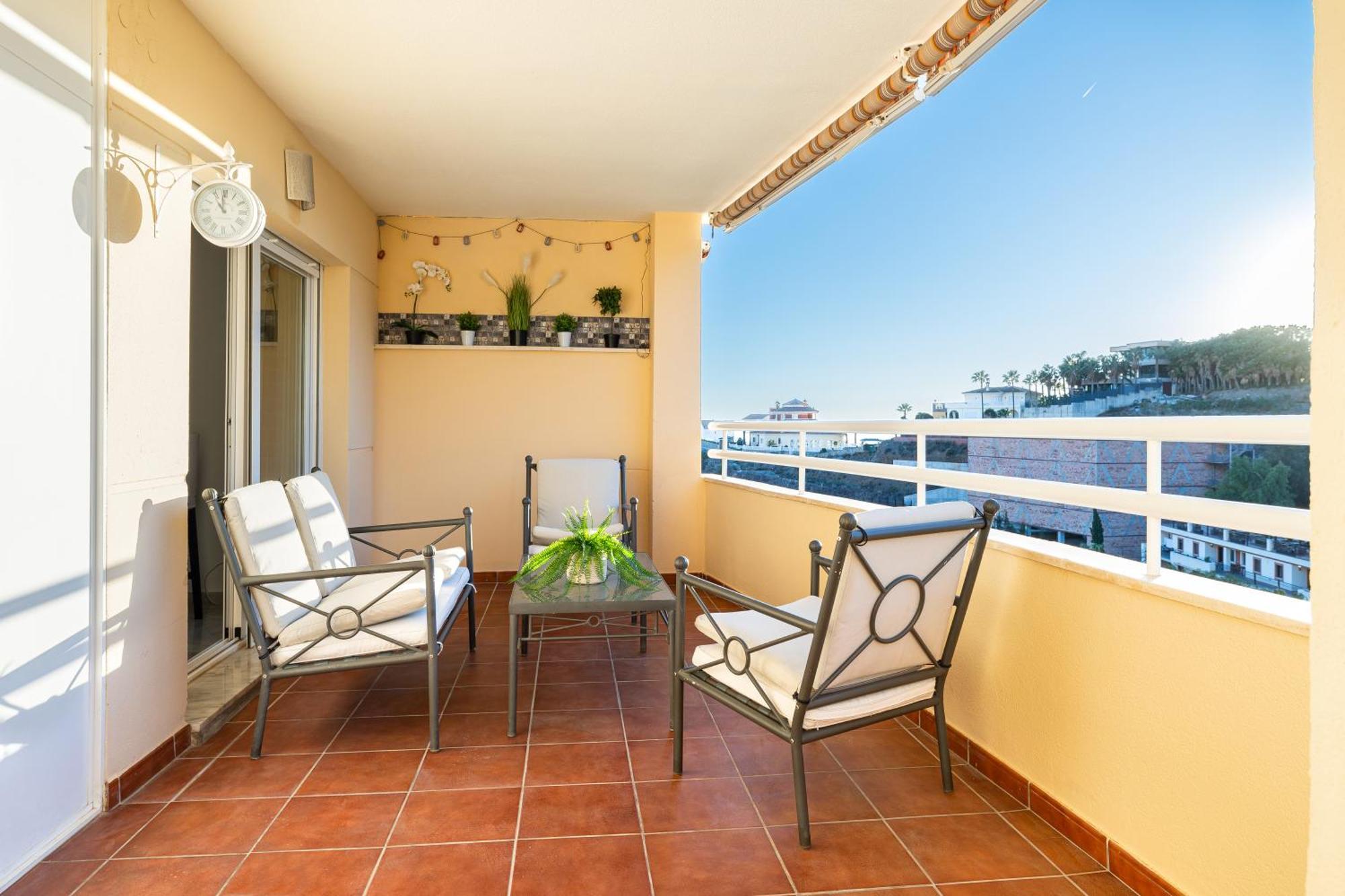 Holidays2Nueva Torrequebrada 2 Bedrooms And 2 Bathrooms, Terrace, Community Pool And Garage Benalmádena Exterior photo