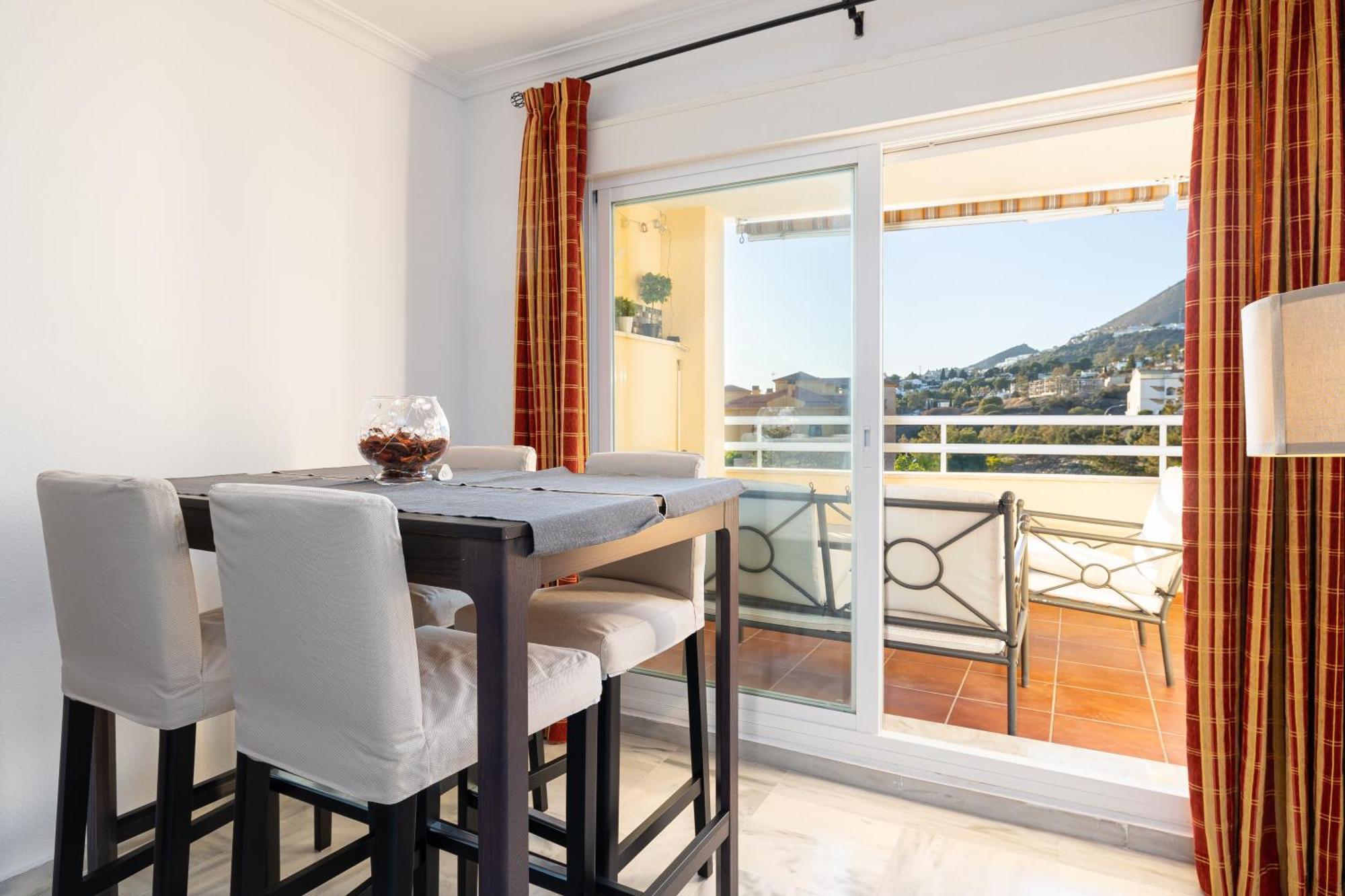 Holidays2Nueva Torrequebrada 2 Bedrooms And 2 Bathrooms, Terrace, Community Pool And Garage Benalmádena Exterior photo